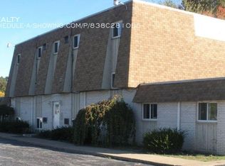 4240 Princess Anne Ct APT 16, Lorain, OH 44052