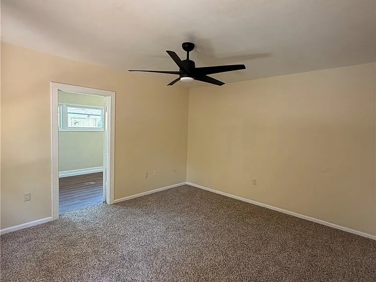 602 S Parton St — Photo 3