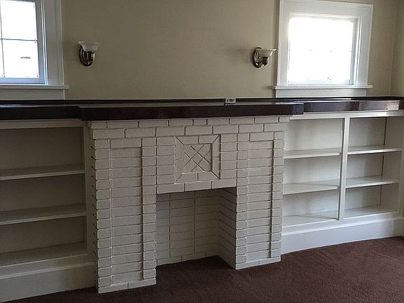 2nd image of 216 Nassau Ave