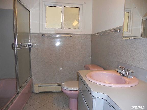 5th image of 130 Lambert Ave