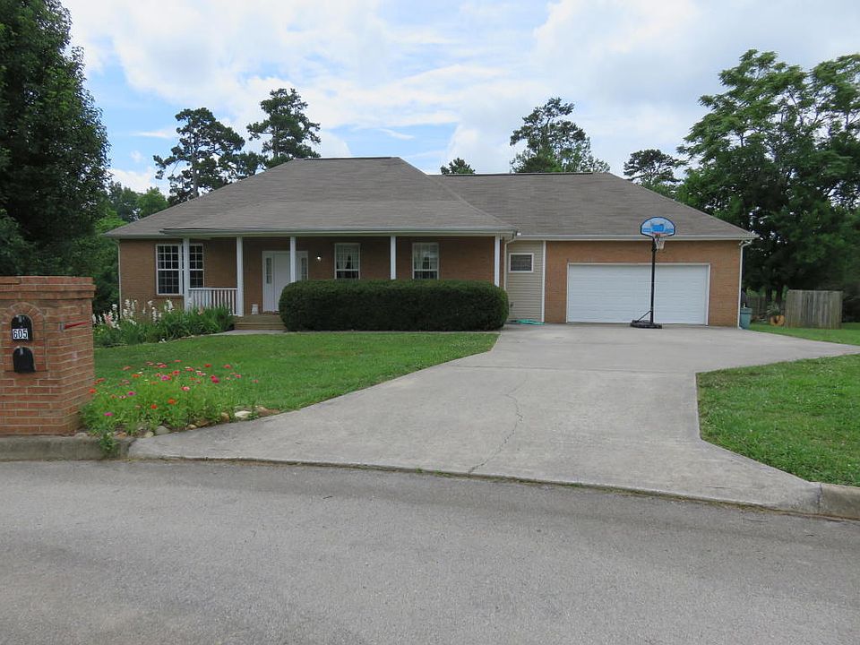 1st image of 605 Greenfern Trl