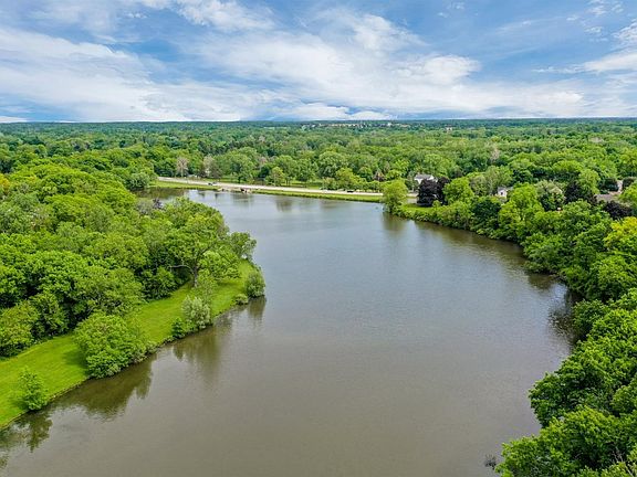4th image of 368 Saline River Dr