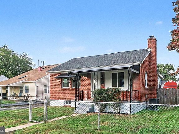 2nd image of 28 Chandelle Rd