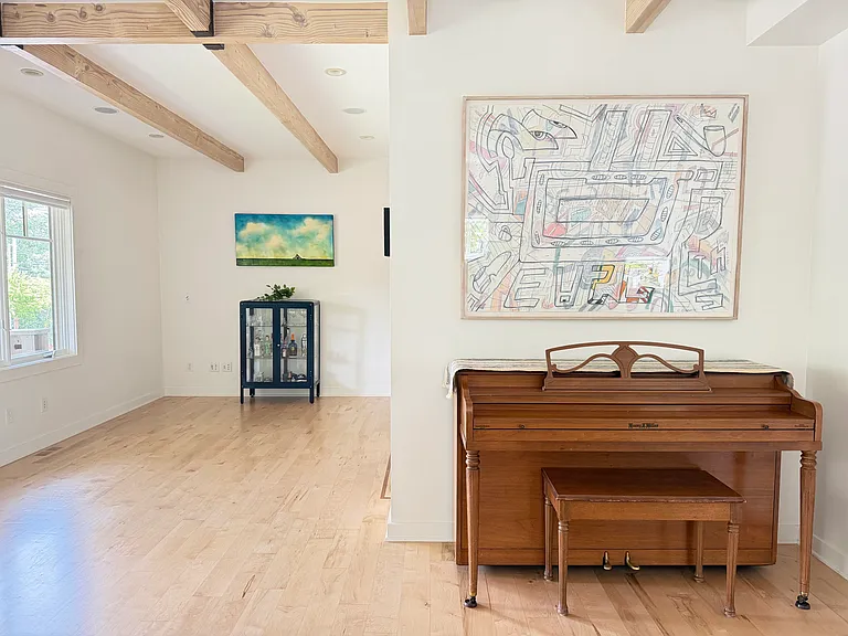923 Cascade Ave — Photo 12