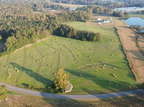 Blessing Rd, Albertville, AL 35951
