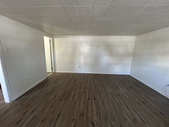 4th image of 1651 W Turner St #2