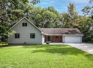 17601 River Dr, Kearney, MO 64060