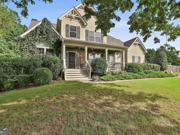 270 Long Shore Way, Newnan, GA 30265