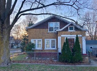 1322 Oak St, Kalamazoo, MI 49008