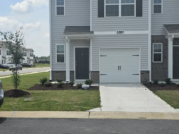 1201 Amethyst Way #1, Winterville, NC 28590