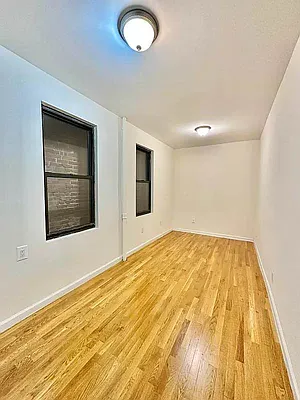 Rented by Waverly Realty Associates | media 10