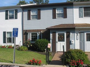 704 Hamilton Rd, East Greenville, PA 18041