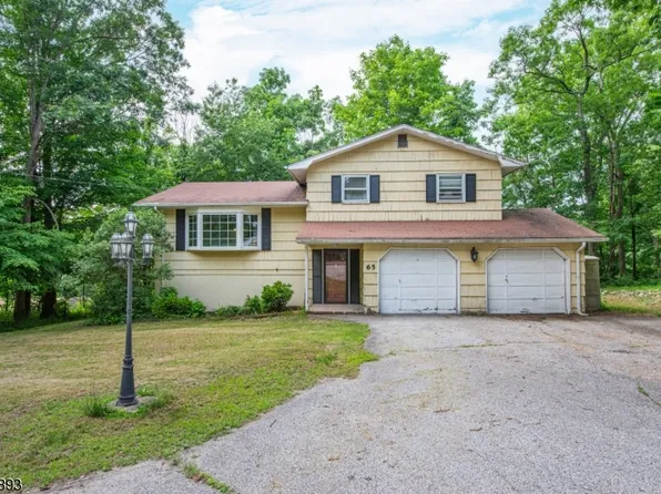 65 Espanong Road, Jefferson Twp., NJ 07849