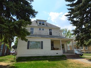 409 N 3rd St #5, Grand Forks, ND 58203