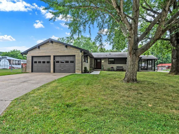 3310 Heritage Rd, Columbus, IN 47203