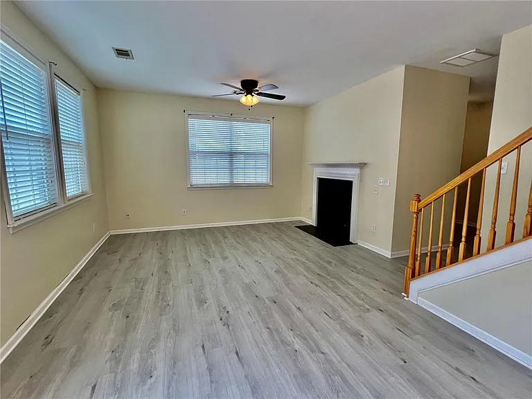 247 Hiawassee Dr — Photo 4