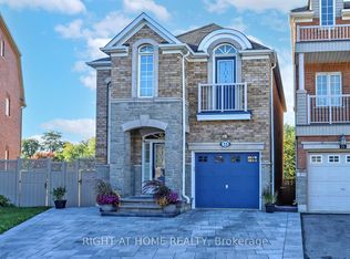 33 Fred Young Dr, Toronto, ON M3L 0A1