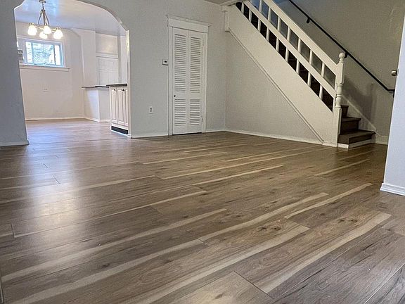5th image of 5503 Warrington Ave