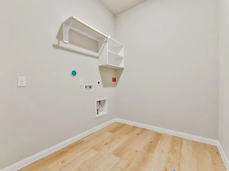 3915 Sugardale St — Photo 14