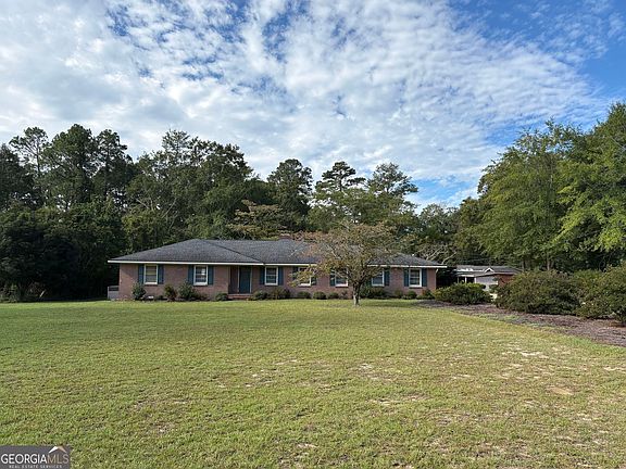 2nd image of 212 Clairmont Dr