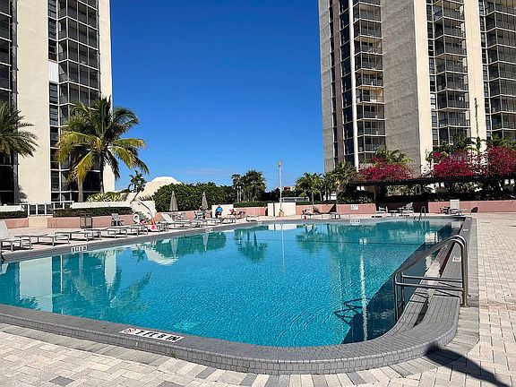 3rd image of 20335 N Country Club Dr APT 2205