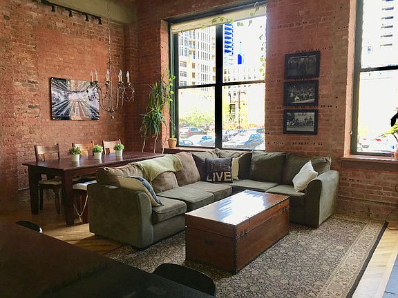 3rd image of 1439 S Michigan Ave APT 103