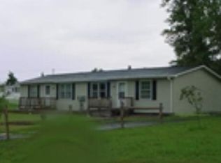 7 Fay Ln, Plattsburgh, NY 12901