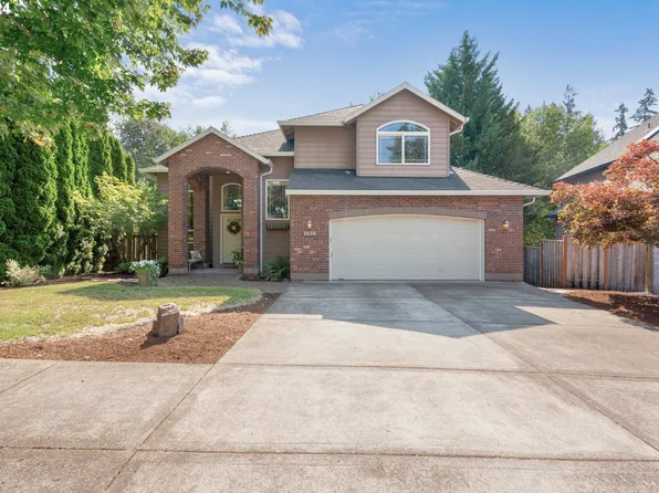 2634 NE Zander Ct, Hillsboro, OR 97124