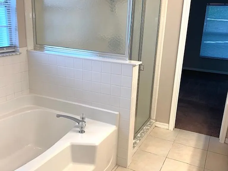 1140 Zachary Ridge Ct — Photo 11