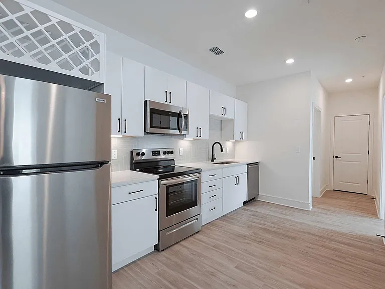 Tropia Luxury Apartments — Photo 70