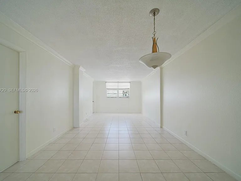 2903 N Miami Beach Blvd #1006 — Photo 3