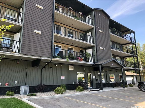 2nd image of 516 4th St E #301