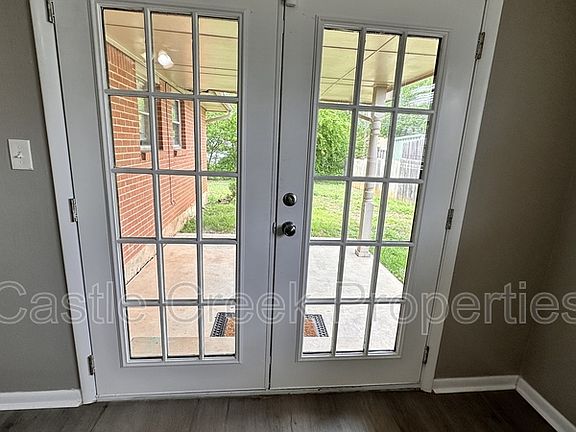 4th image of 1803 Fox Ave