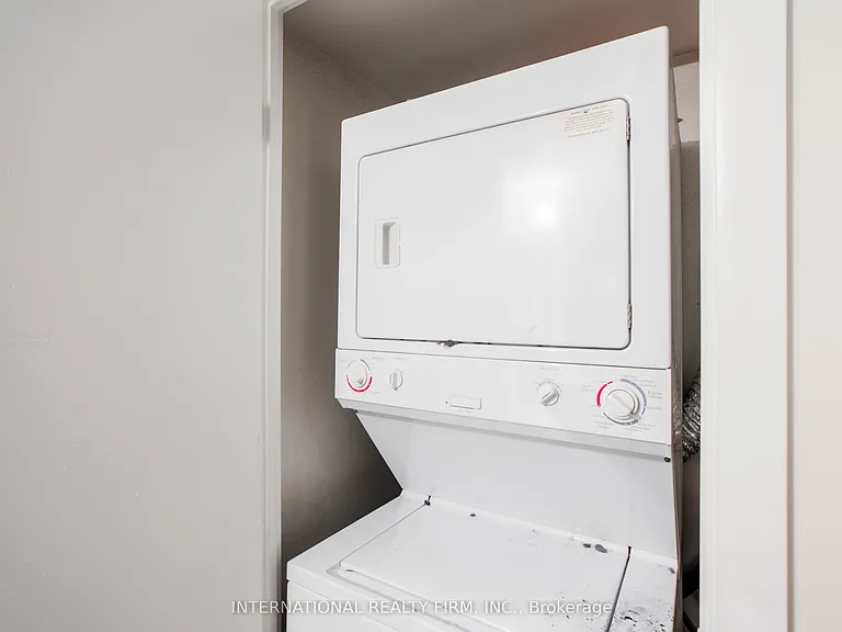 210 Victoria St #3303 — Photo 9