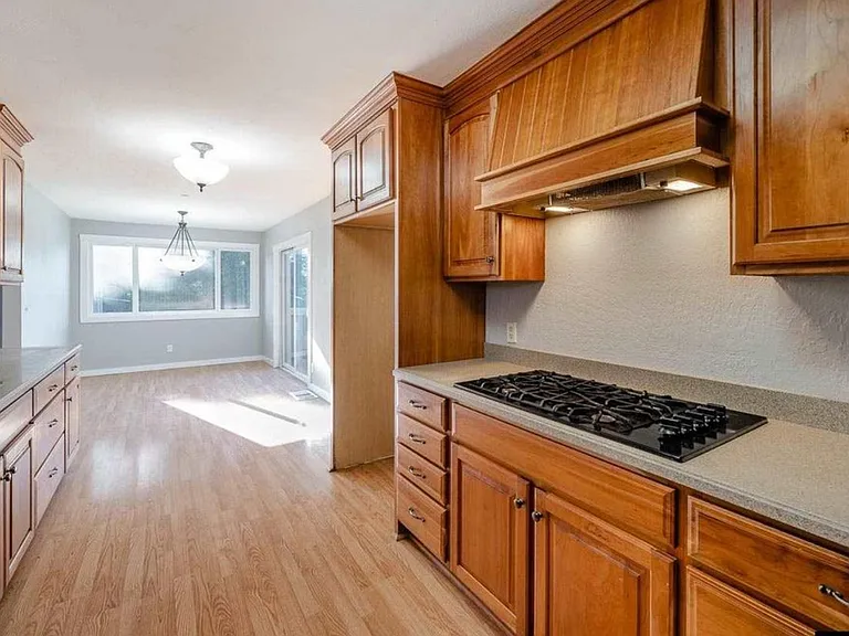 2503 Shipman Ln SE — Photo 18