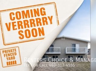 2305 13th St N #1, Lethbridge, AB T1H4T7