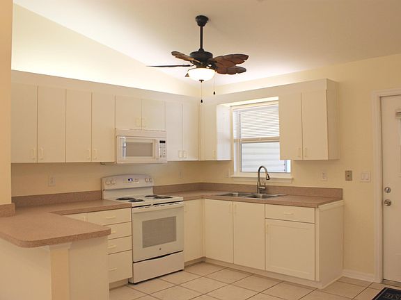 3rd image of 3830 Quails Walk