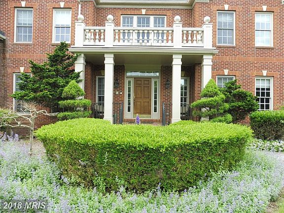 4th image of 9 Windflower Ct