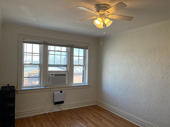 3rd image of 4904 Itaska St APT 16