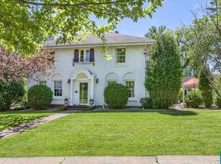 29 S Hawthorne Rd, Duluth, MN 55812