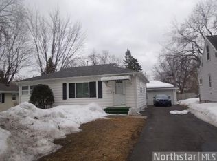 8901 Club Rd, Saint Louis Park, MN 55426