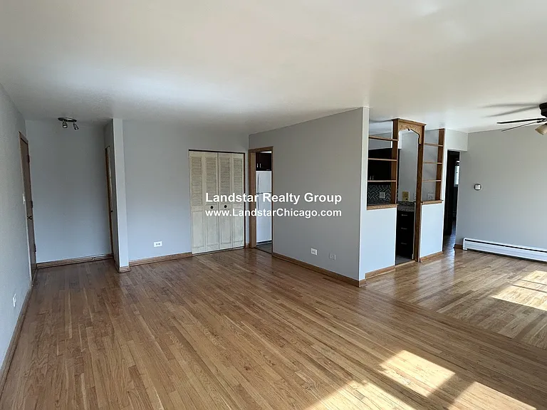 1026 S River Rd #3C — Photo 2