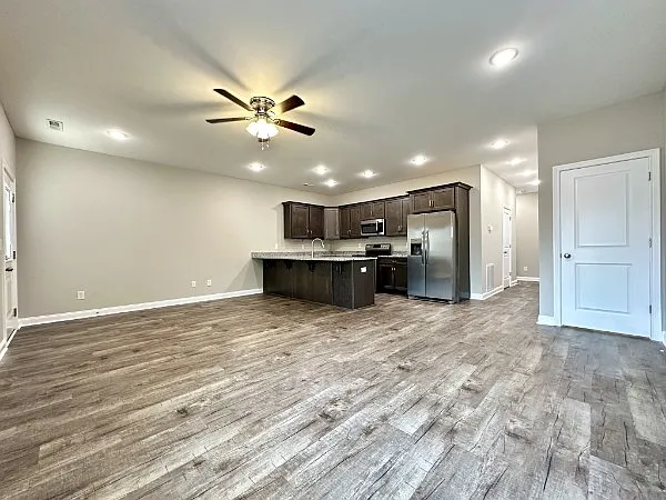 1172 Meadowhill Ln #C — Photo 6