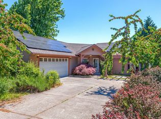 260 Arnos Rd, Talent, OR 97540