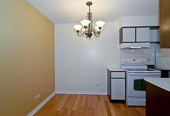 3rd image of 405 Home Ave APT 302