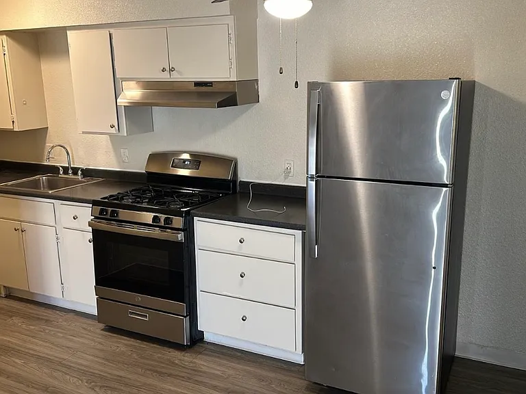 10335 Mills Tower Dr #1 — Photo 4