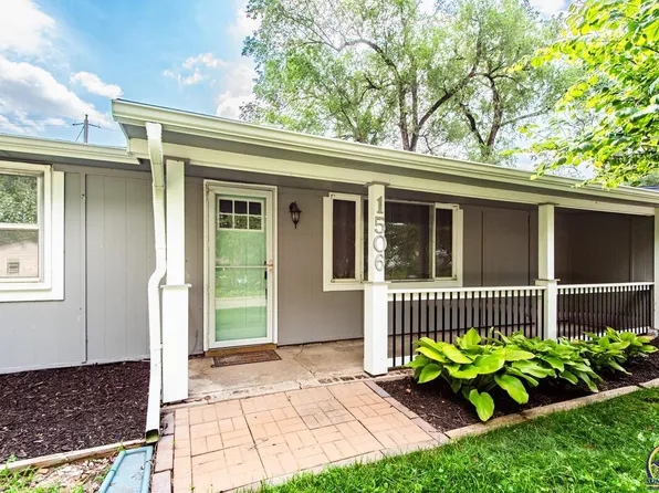 1506 Cadet Ave, Lawrence, KS 66044