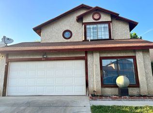 541 E Jenner St, Lancaster, CA 93535