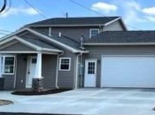 313-315 6th Dr NW, New Philadelphia, OH 44663