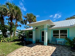 805 Evergreen St, New Smyrna Beach, FL 32169